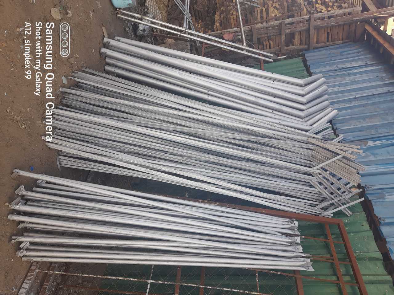 A picture of Diamond fence 