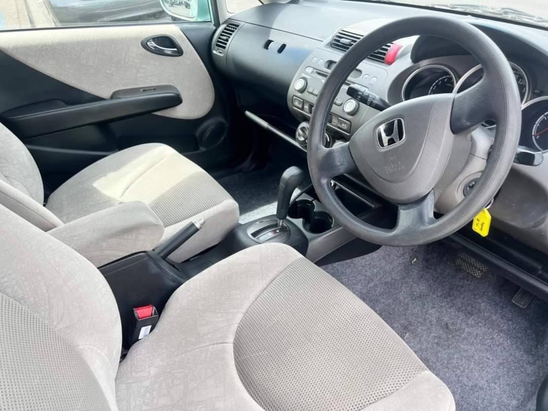 A picture of Honda fit old shape 