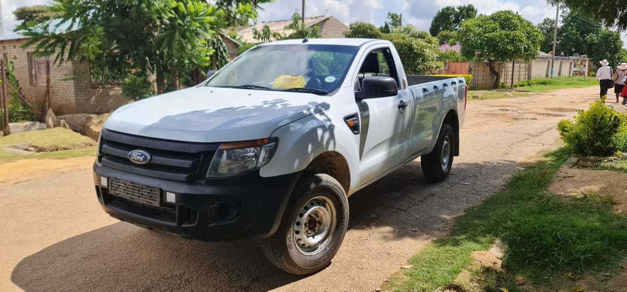 A picture of Ford ranger 2.2 2014 model 4x4 T6