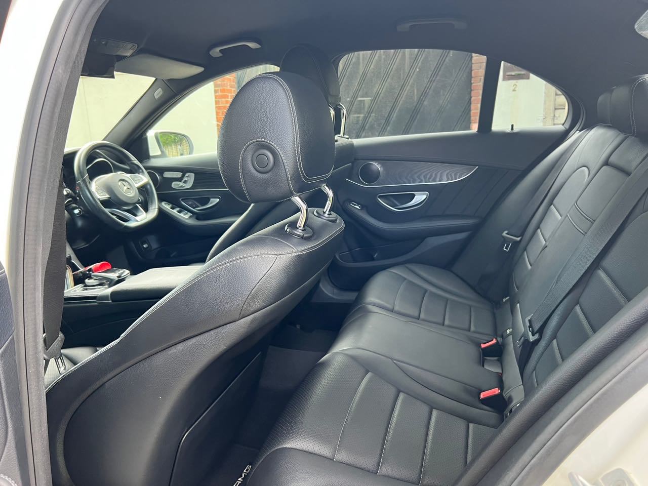 A picture of Mercedes Benz C180
