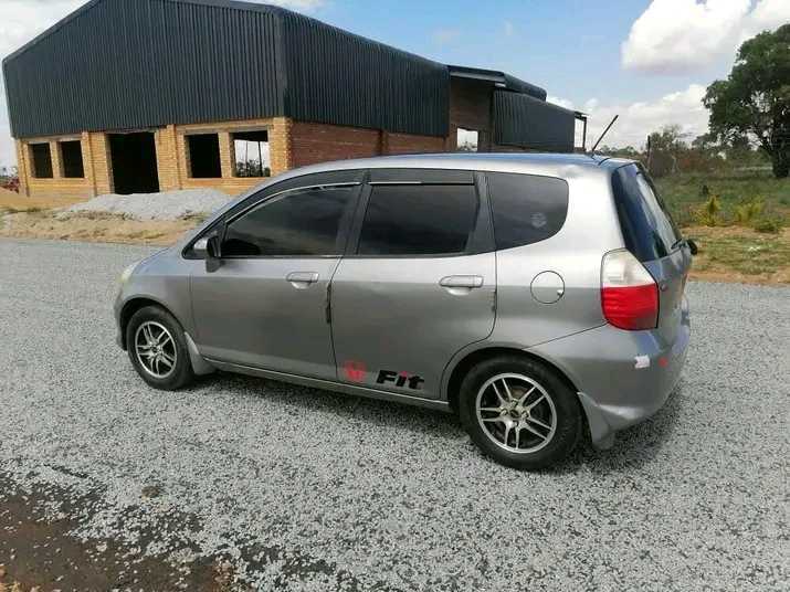 A picture of Honda fit old shape 2500 Quick sale Auto trans