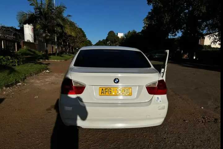 A picture of Bmw 320i e90 5500 Auto Clean all around Smooth