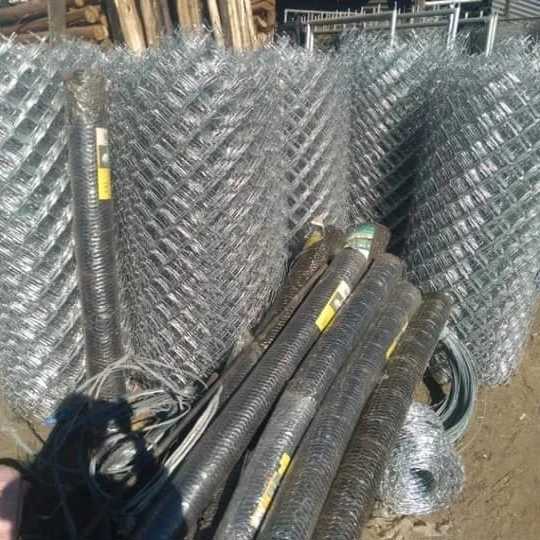 A picture of Diamond fence 