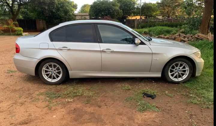 A picture of Bmw 320i e90 5000 Auto tran Very clean Low mileage