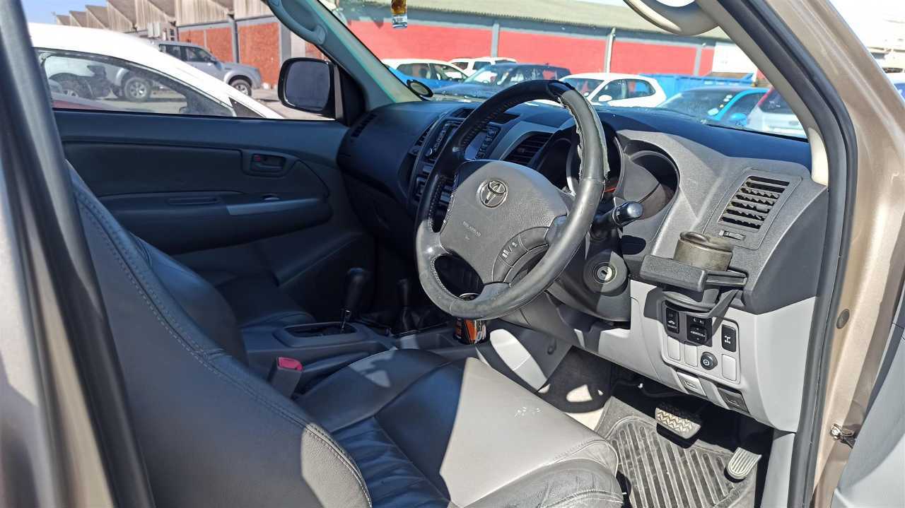A picture of 2010 Toyota Hilux 3.0D 4D Double Cab 4x4 Raider 