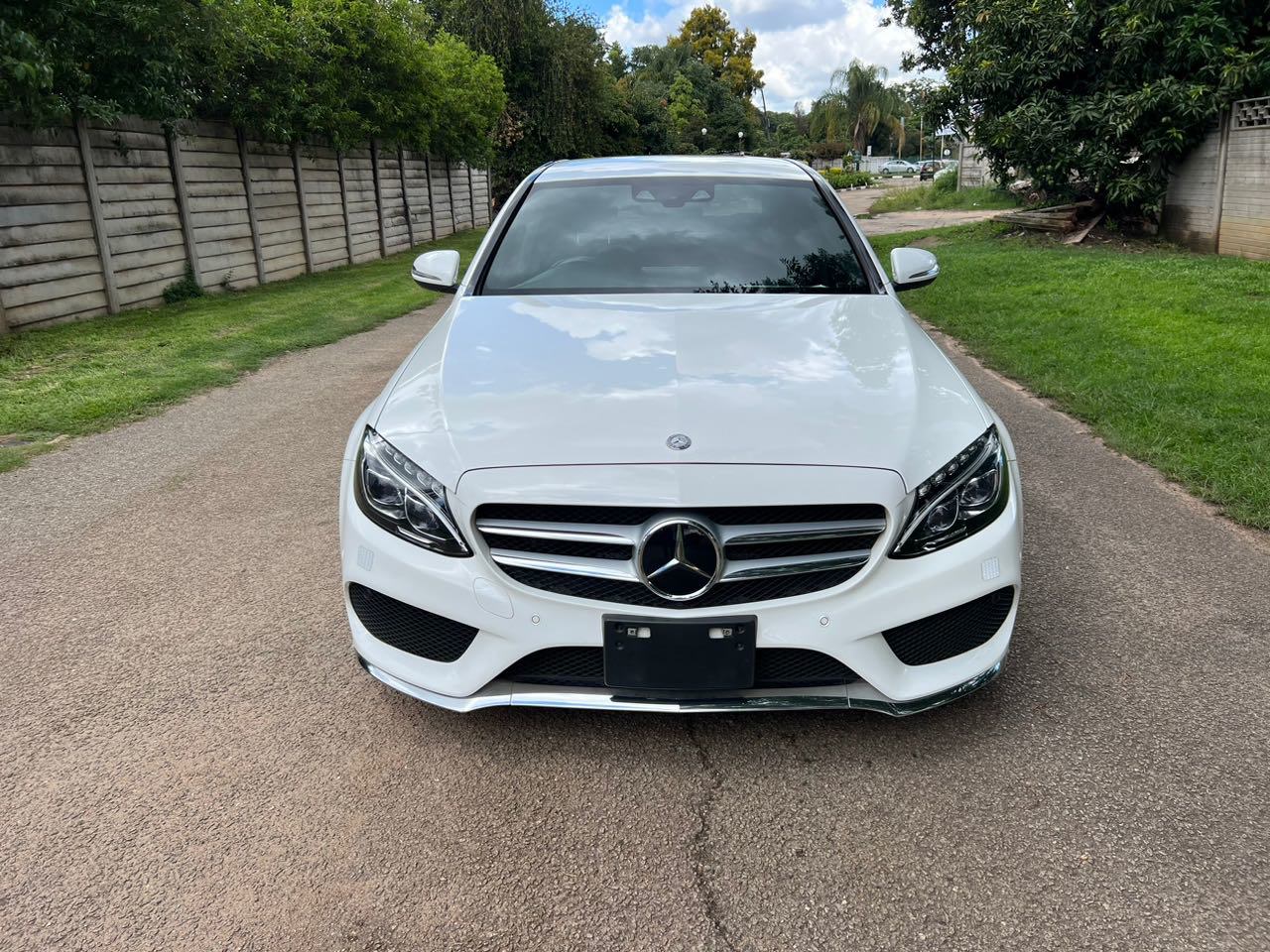 Mercedes Benz C180
