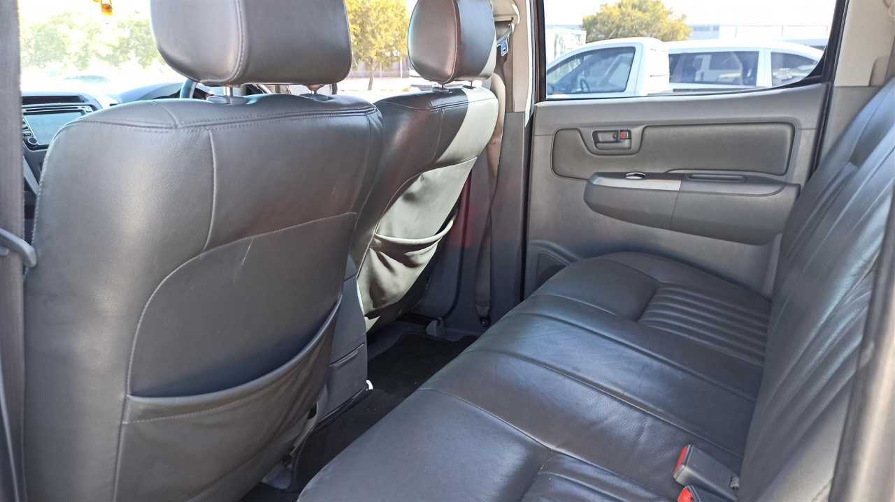 A picture of 2010 Toyota Hilux 3.0D 4D Double Cab 4x4 Raider 