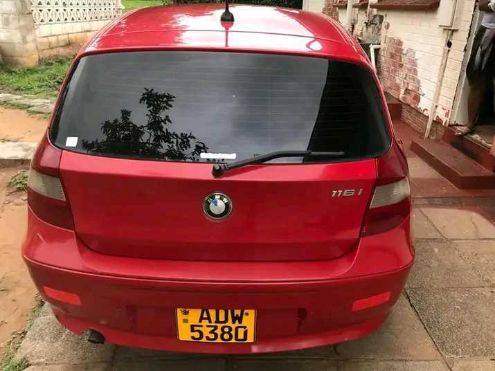 Bmw 116i
$3500
Auto 
Respray free
Push to start
Smooth drive
Solid suspension
Bindura town deal
App or call
0783666294