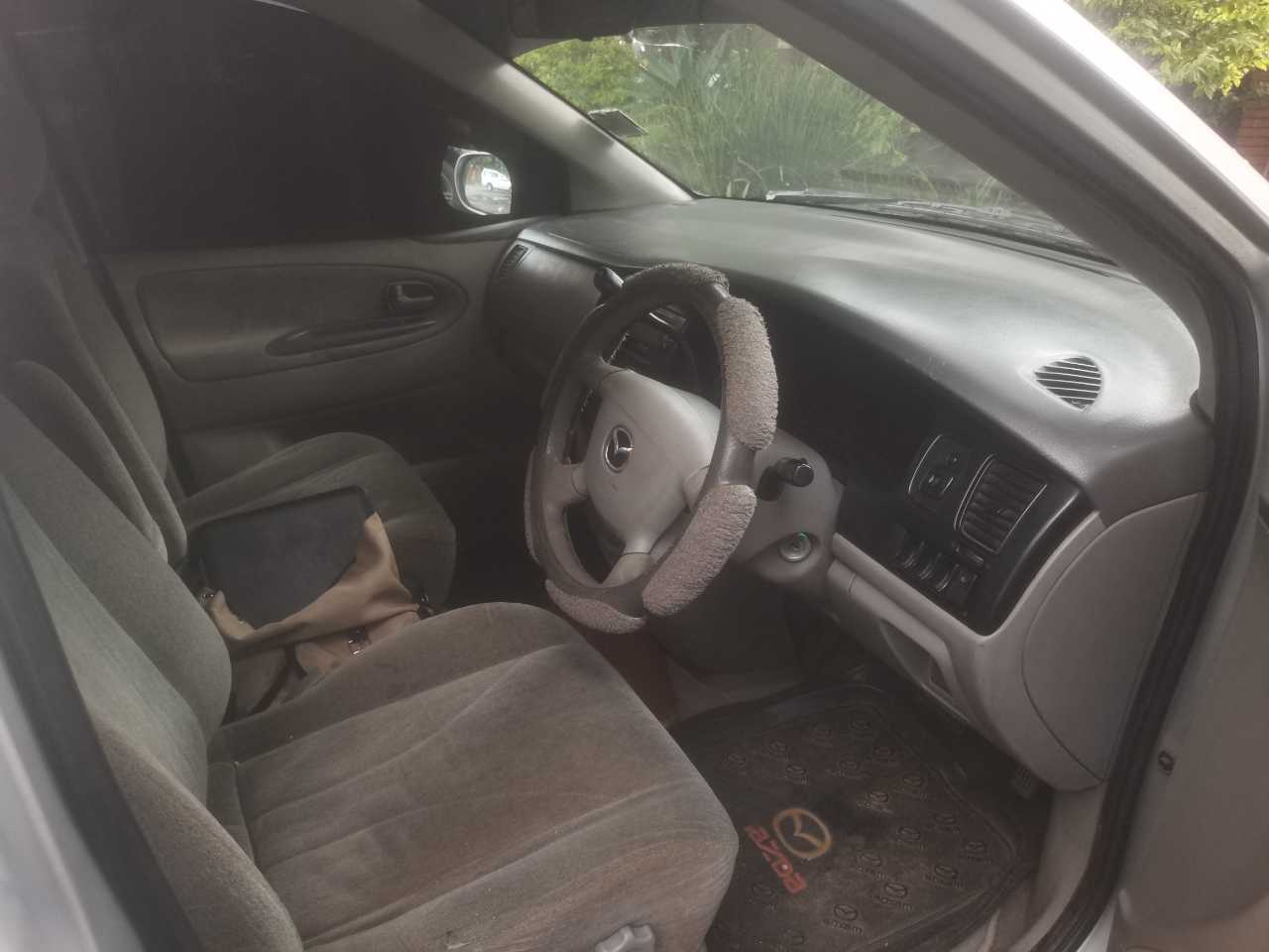 A picture of Mazda MPV