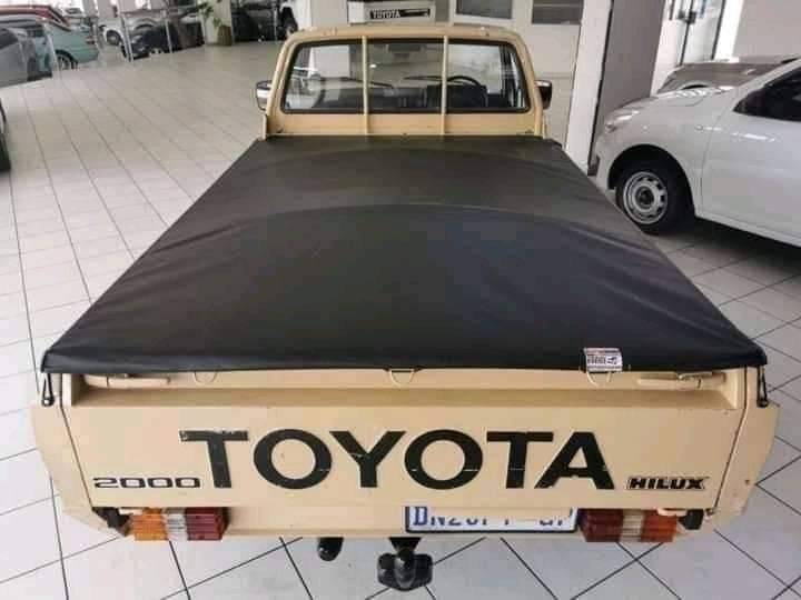 A picture of Toyota hilux single cab 