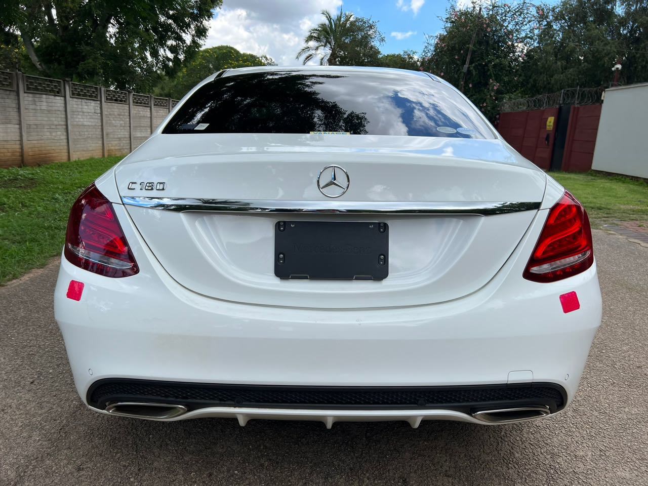 A picture of Mercedes Benz C180