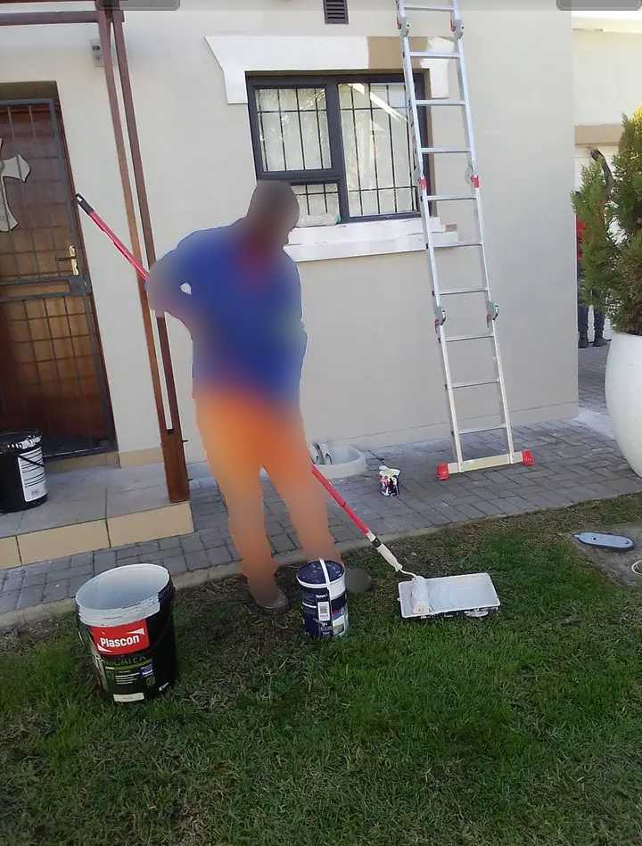 A picture of FOLDABLE LADDER