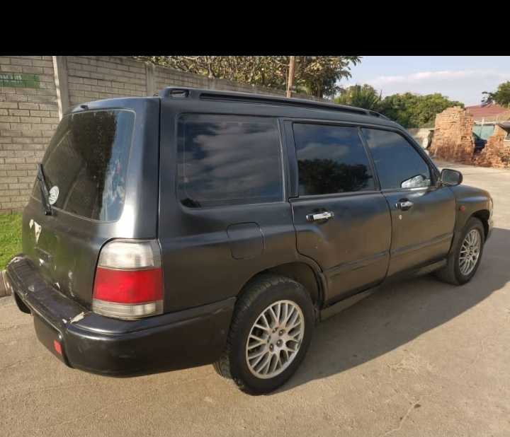 A picture of Subaru forester 1999 