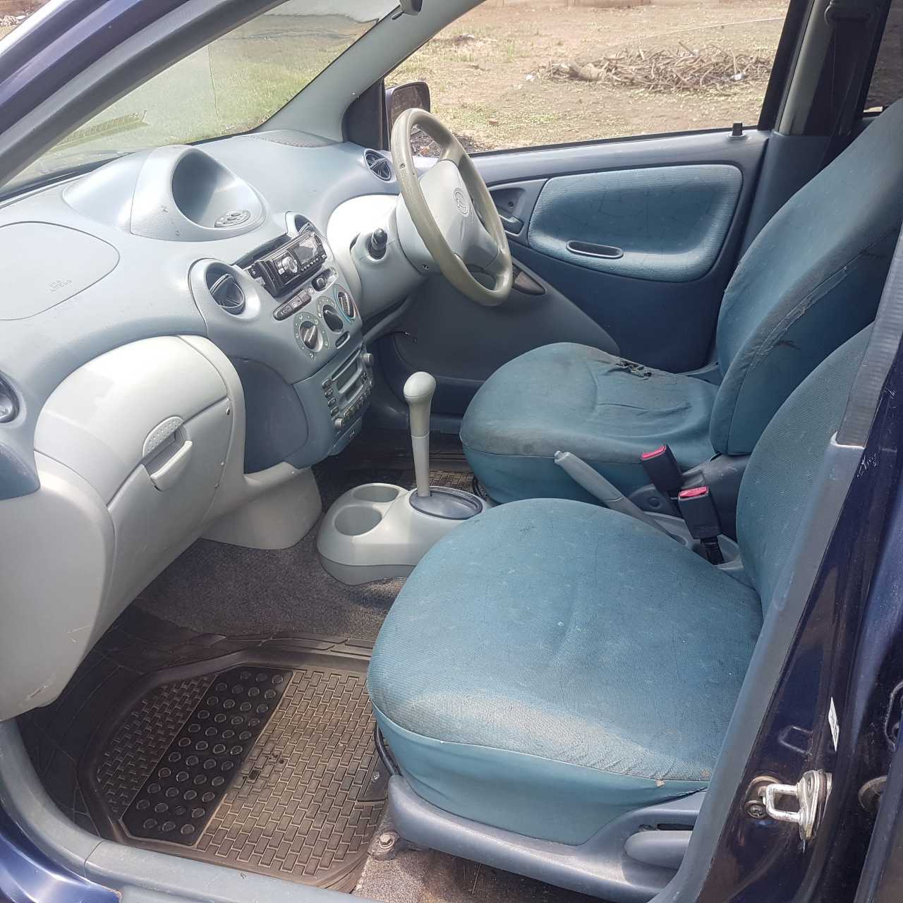 A picture of Toyota Vitz