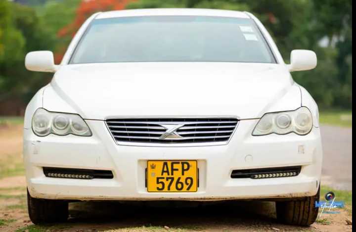 Toyota mark x
5000
Auto trans
Clean all around
Smooth drive
Low mileage
Solid suspension
H town deal
0783666294