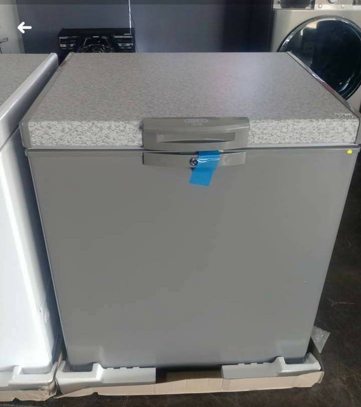 DEFY CF210 DMF451 CHEST FREZZER