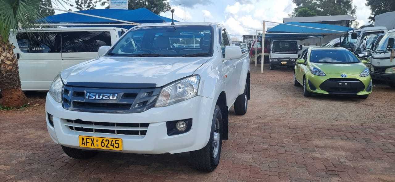 Isuzu  250 LE