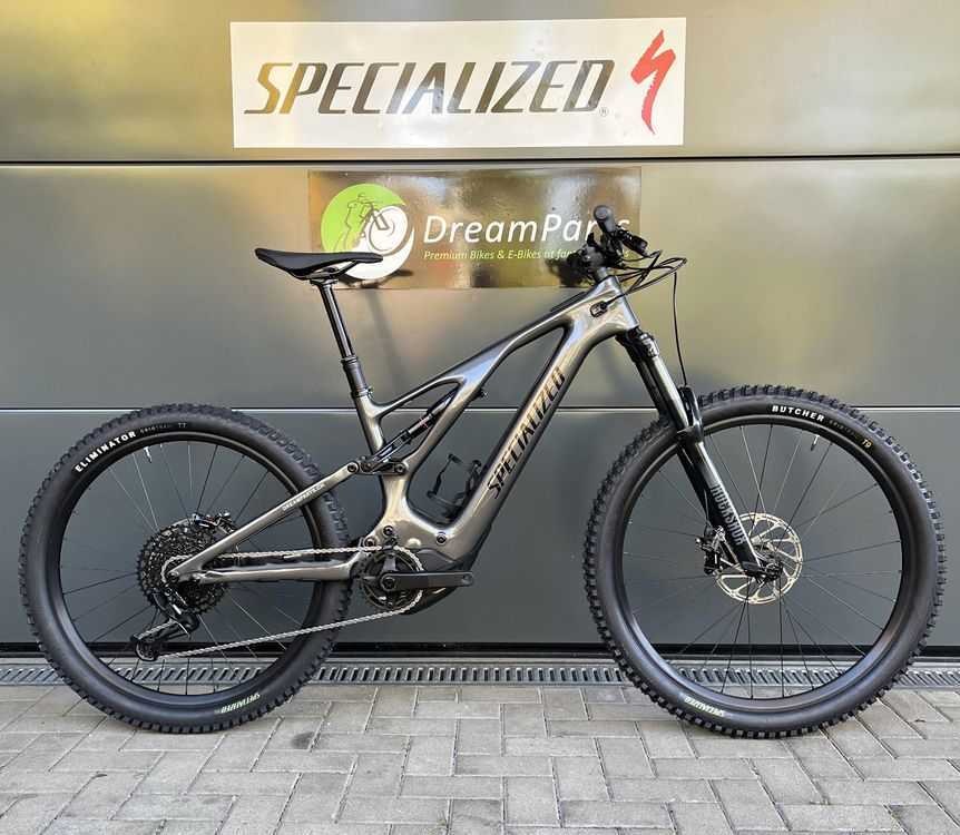 A picture of 2023 Specialized Turbo Levo Comp