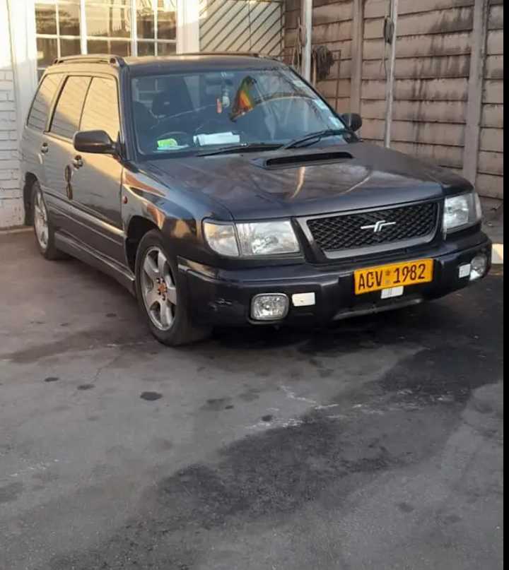 A picture of Subaru Forester 2500 Manual trans Powerful ride Smooth drive 