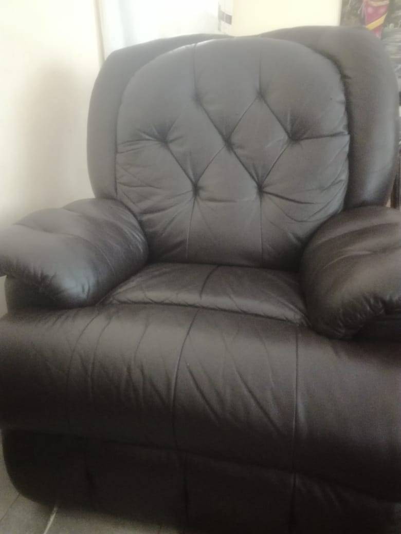 Preloved-Swansea full leather sofa set