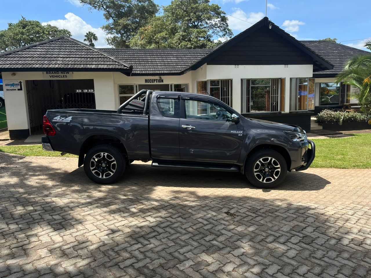 Toyota Hilux