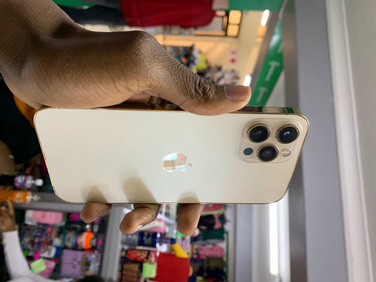 iPhone 12 proMax