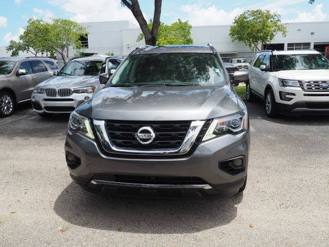 A picture of 2017 Nissan Pathfinder Platinum Full Option for sale