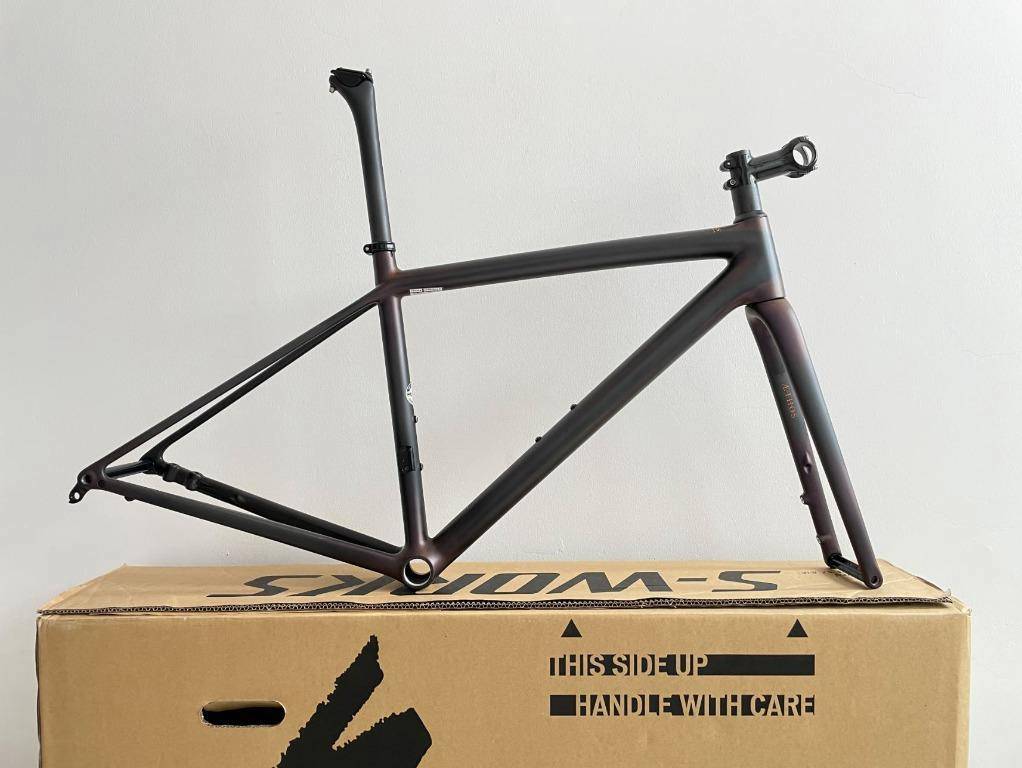 A picture of 2023 Specialized Turbo Levo Comp