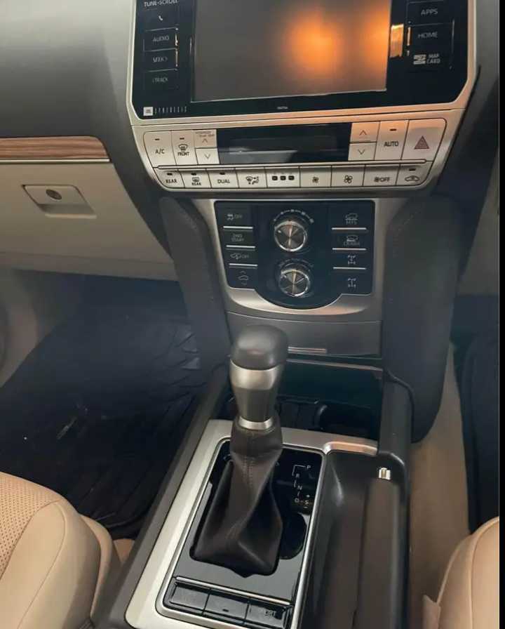 A picture of Toyota Prado Australian spec 100 000 negotiable Auto trans