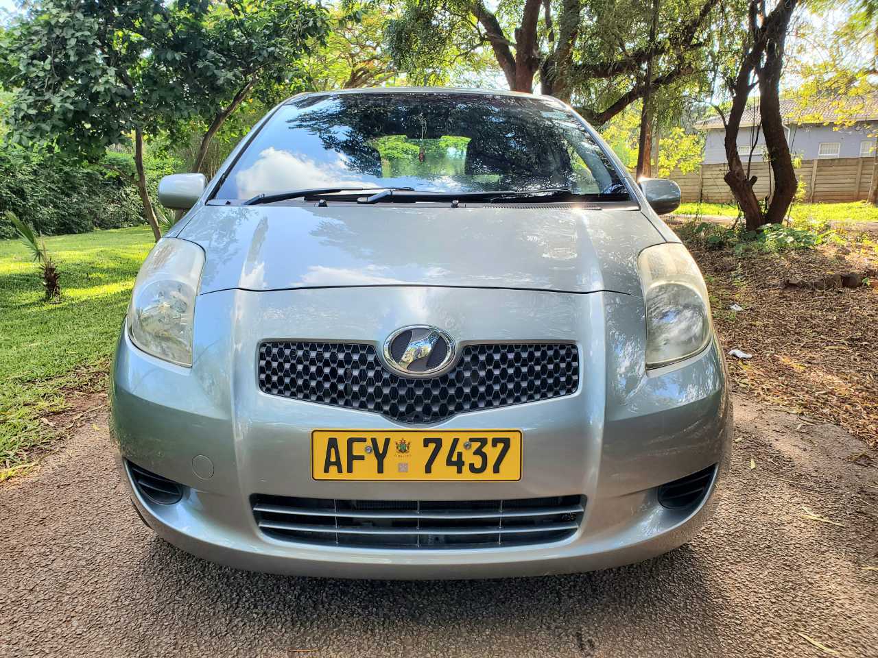 A picture of TOYOTA VITZ NEWSHAPE 2006