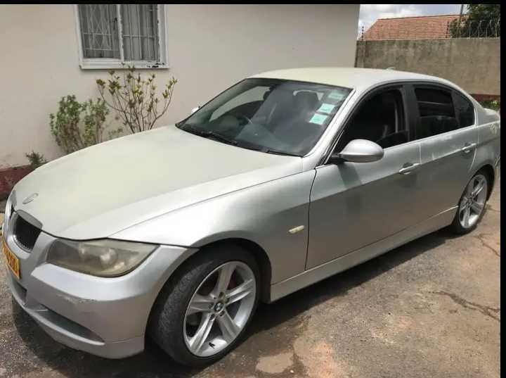 A picture of Bmw 320i e90 3200 Manual trans No respray Smooth